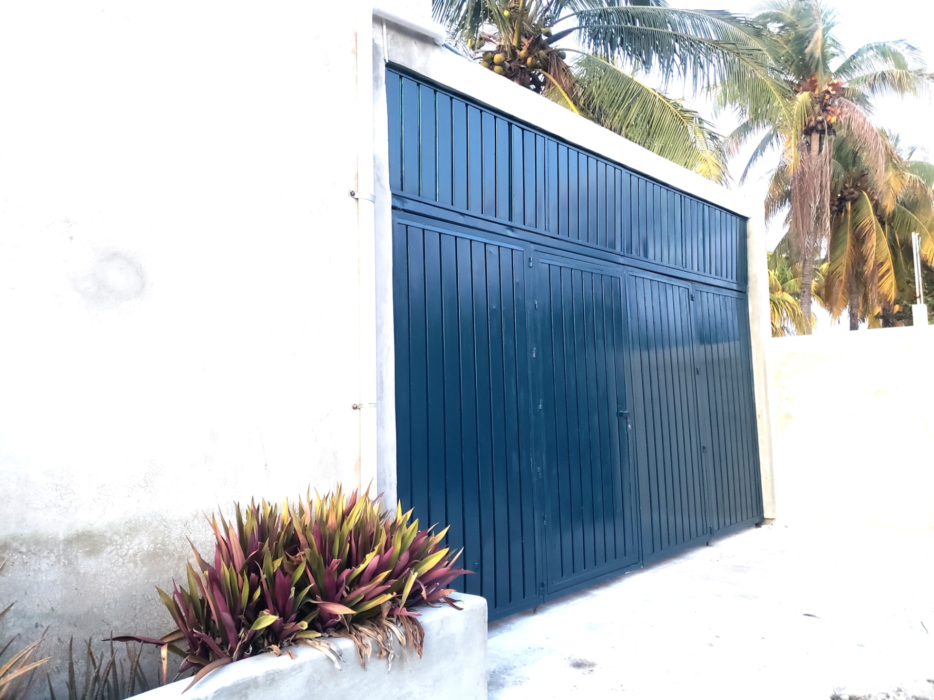 Gated entrance to Casita Tolok